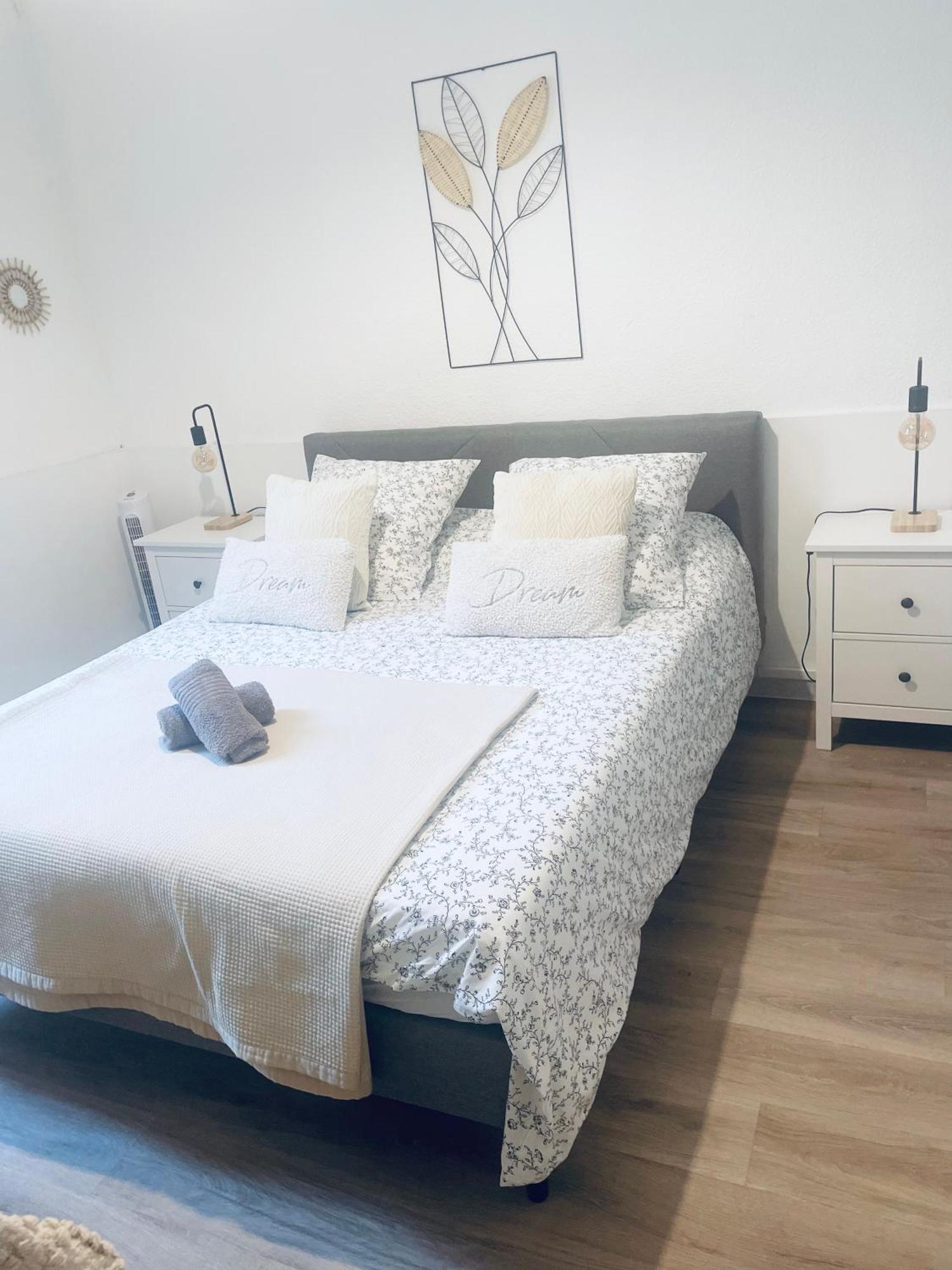Appartement Authentique Coeur De Ville Сет Экстерьер фото